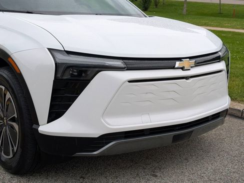 Used 2024 Chevrolet Blazer EV LT AWD/4WD image 14