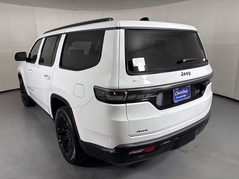 New 2026 Jeep Grand Wagoneer Limited AWD/4WD image 6