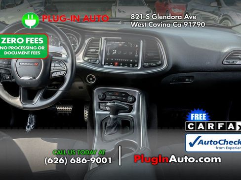 Used 2018 Dodge Challenger R/T Scat Pack RWD image 12