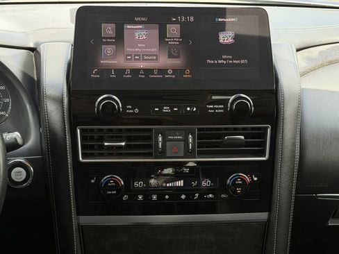 Used 2024 INFINITI QX80 Luxe image 17