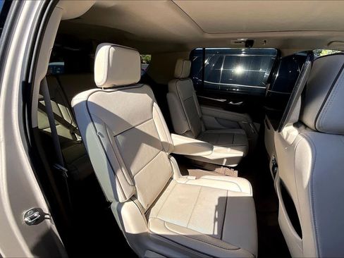 Used 2021 GMC Yukon XL Denali image 26
