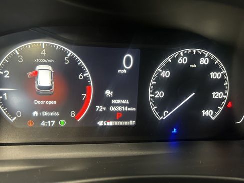 Used 2024 Honda Pilot TrailSport image 4