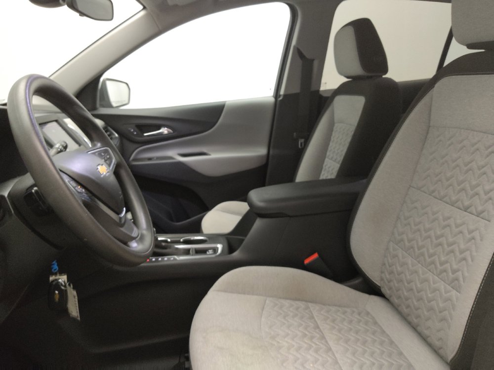 Used 2022 Chevrolet Equinox LT FWD image 17