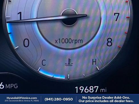 Certified 2024 Hyundai Tucson Limited FWD image 25