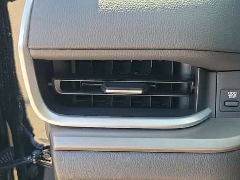 New 2026 Toyota Grand Highlander XLE FWD image 33