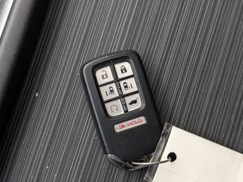 Used 2022 Honda Odyssey Touring image 32