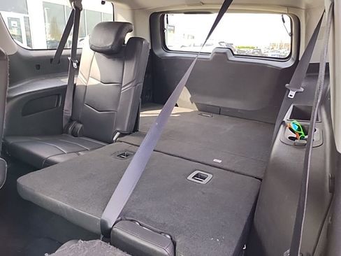 Used 2018 Cadillac Escalade ESV Premium Luxury image 27