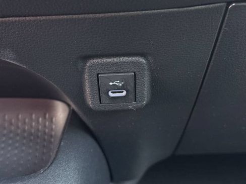 Used 2025 Toyota Corolla LE FWD image 20