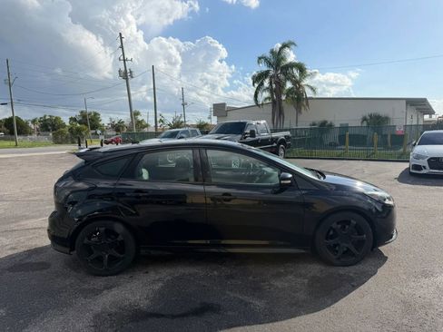 Used 2013 Ford Focus ST FWD image 5