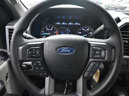 Used 2021 Ford F250 XLT w/ FX4 Off-Road Package AWD/4WD image 17