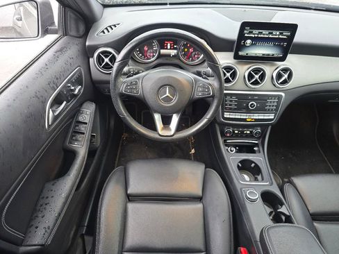 Certified 2019 Mercedes-Benz GLA 250 4MATIC image 23