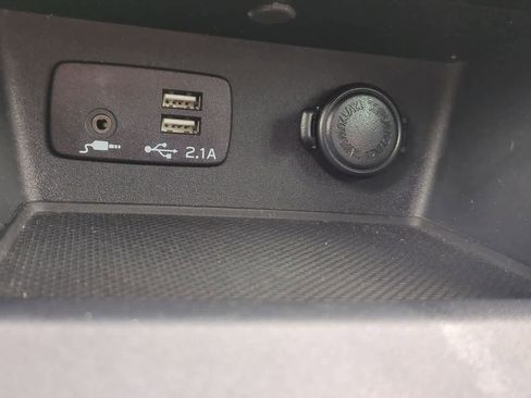 Certified 2023 Subaru Forester Premium AWD/4WD image 30
