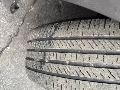 Used 2020 Dodge Grand Caravan SXT image 10