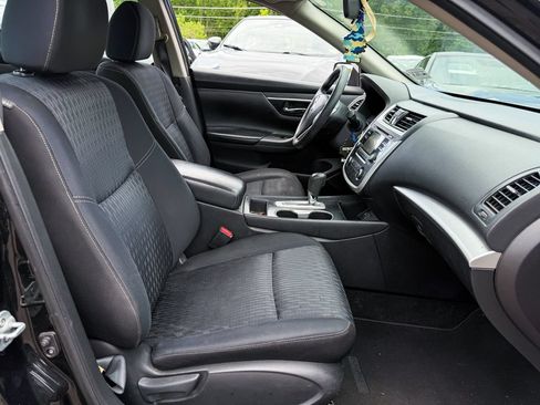 Used 2016 Nissan Altima 2.5 S w/ Power Driver Seat Package FWD image 8