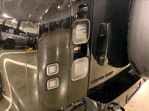 New 2026 Land Rover Defender 110 V8 AWD/4WD image 14