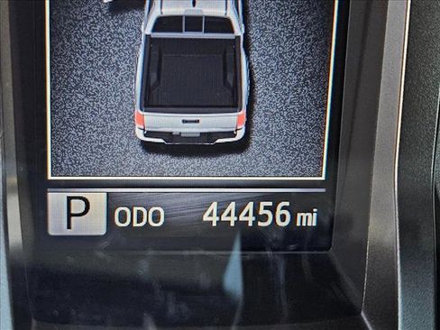 Used 2022 Toyota Tacoma SR5 image 10