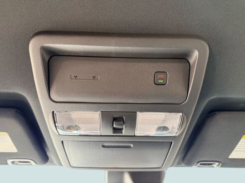 New 2026 Nissan Frontier PRO-4X w/ Pro-4x Convenience Package image 17