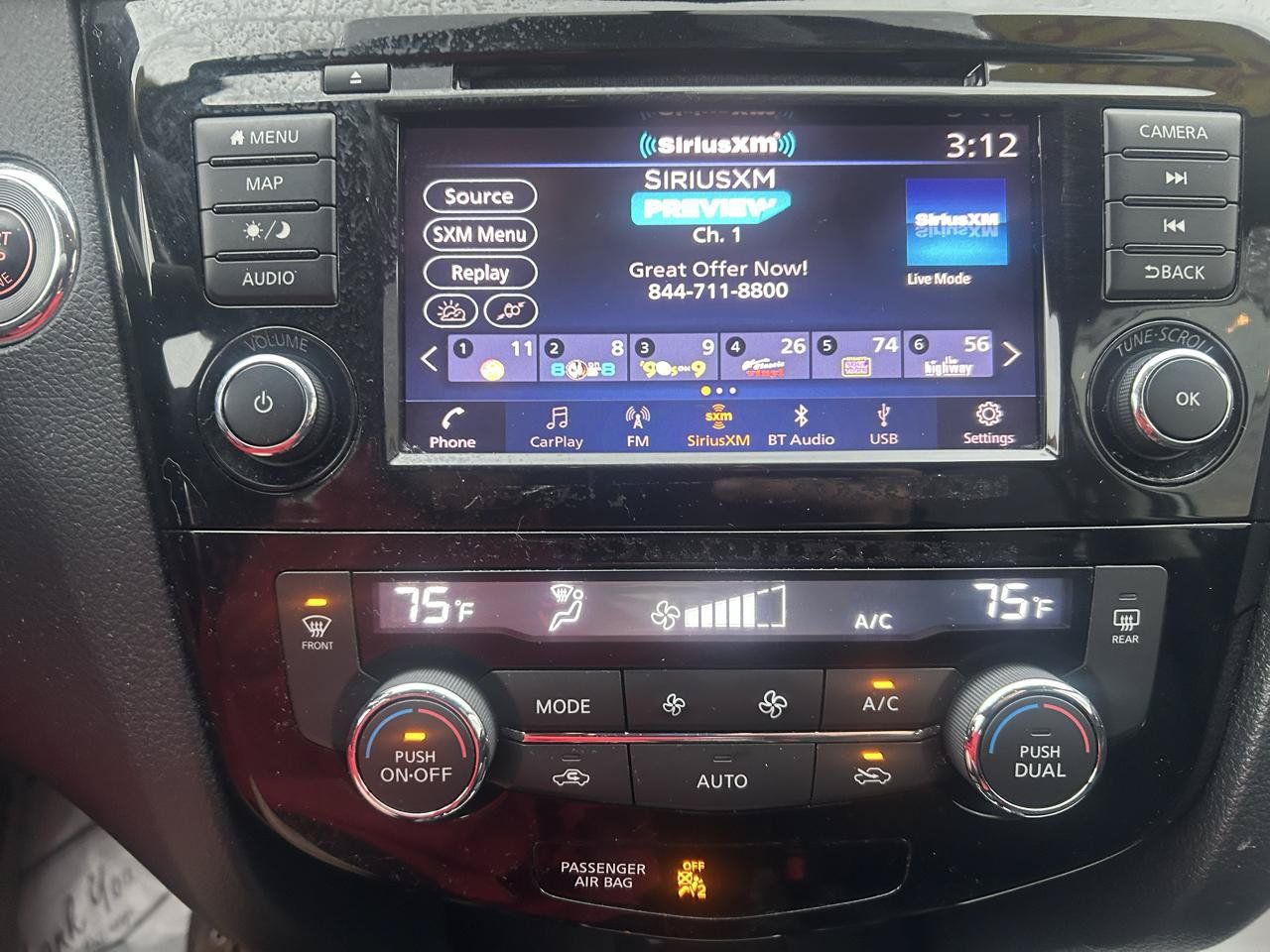 Used 2018 Nissan Rogue SV w/ Premium Package AWD/4WD image 22