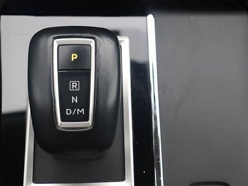 Used 2024 Mitsubishi Outlander AWD image 14