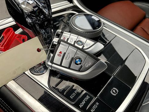 Used 2021 BMW M850i xDrive AWD/4WD image 29