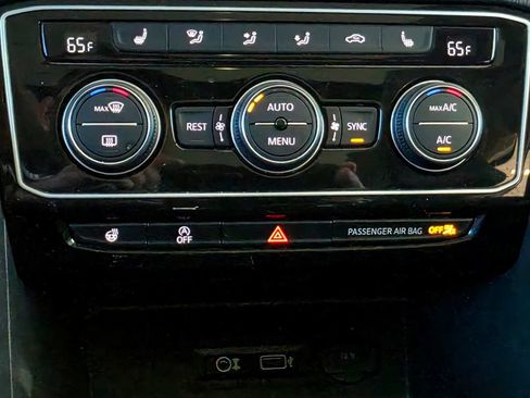 Used 2019 Volkswagen Atlas SEL AWD/4WD image 49