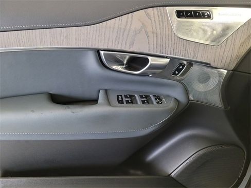 Certified 2024 Volvo XC90 B6 Ultimate w/ Lounge Package image 41