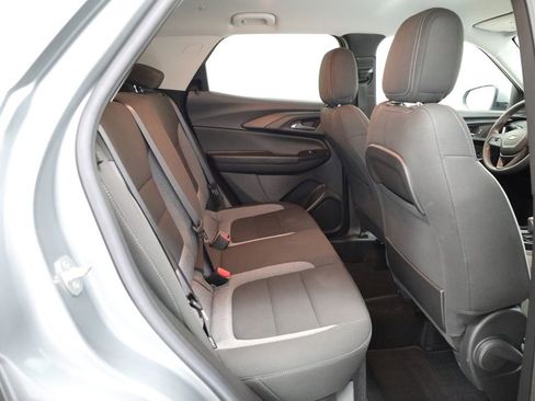 Used 2023 Chevrolet TrailBlazer LT w/ Convenience Package image 11