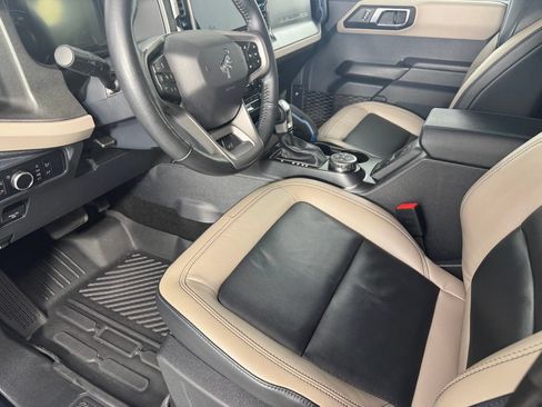 Used 2024 Ford Bronco Wildtrak AWD/4WD image 10