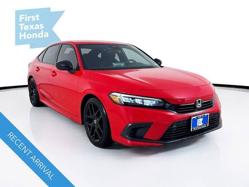 Used 2024 Honda Civic Sport image 1