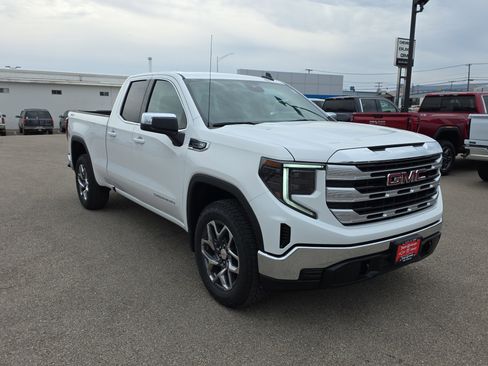 New 2026 GMC Sierra 1500 SLE w/ X31 Off-Road Package image 2