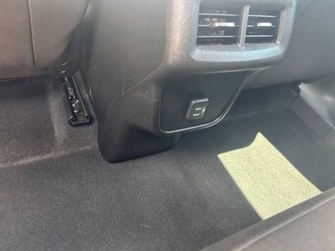Used 2022 Chevrolet Equinox LS AWD/4WD image 39