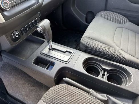 Used 2018 Nissan Frontier PRO-4X image 30