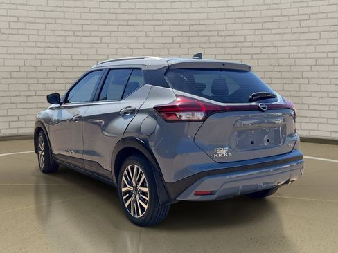 Used 2024 Nissan Kicks SV FWD image 7
