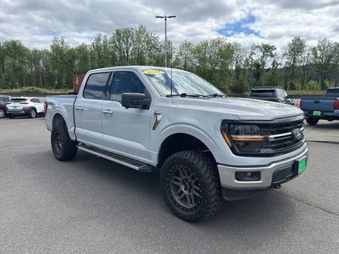 Used 2024 Ford F150 XLT w/ Tow/Haul Package AWD/4WD image 9