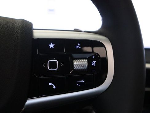 New 2026 Genesis GV70 2.5T Advanced image 17