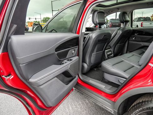 New 2026 Lincoln Nautilus Premier w/ Equipment Group 102A image 26