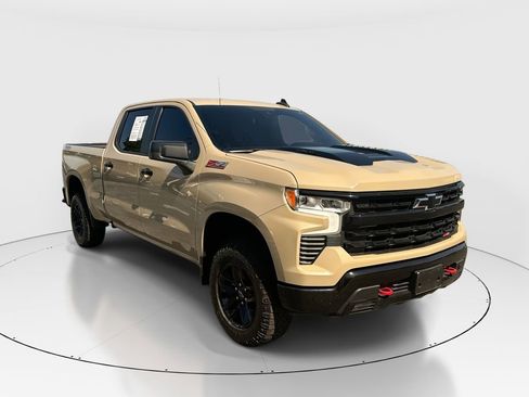 Used 2023 Chevrolet Silverado 1500 LT Trail Boss w/ Protection Package AWD/4WD image 1