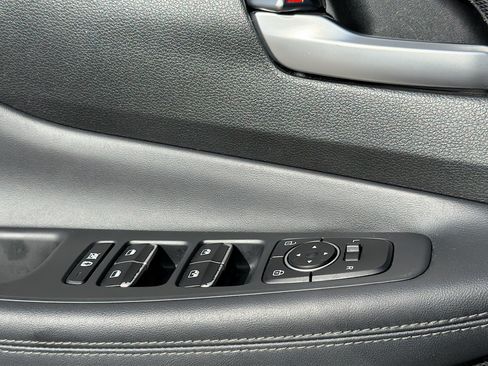 Used 2019 Hyundai Santa Fe Limited FWD image 22