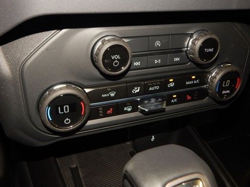 New 2025 Ford Bronco Big Bend image 24