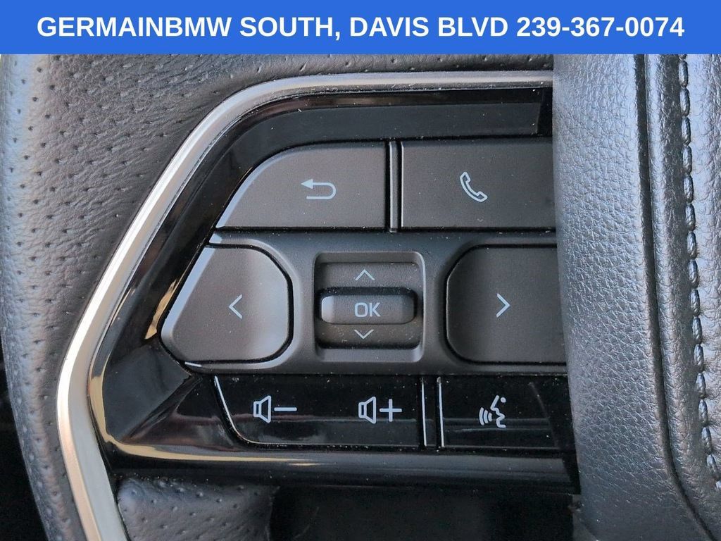 Used 2022 Toyota Tundra Capstone AWD/4WD image 28