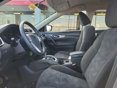 Used 2015 Nissan Rogue S image 15