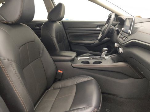 Used 2022 Nissan Altima 2.5 SR FWD image 21