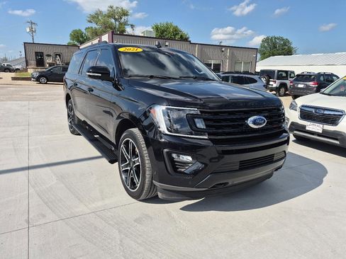 Used 2021 Ford Expedition Max Limited AWD/4WD image 4