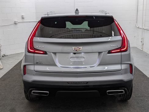 Used 2024 Cadillac XT4 Premium Luxury image 17
