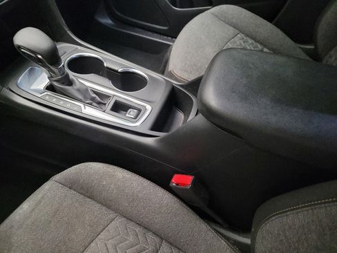 Used 2022 Chevrolet Equinox LT FWD image 26