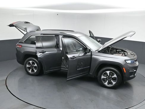 Used 2022 Jeep Grand Cherokee Limited 4xe image 55