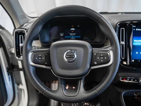 Used 2023 Volvo XC40 B5 Plus w/ Driver Assist Package AWD/4WD image 31