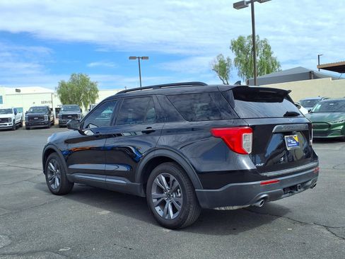 Certified 2023 Ford Explorer XLT w/ Equipment Group 202A RWD image 4