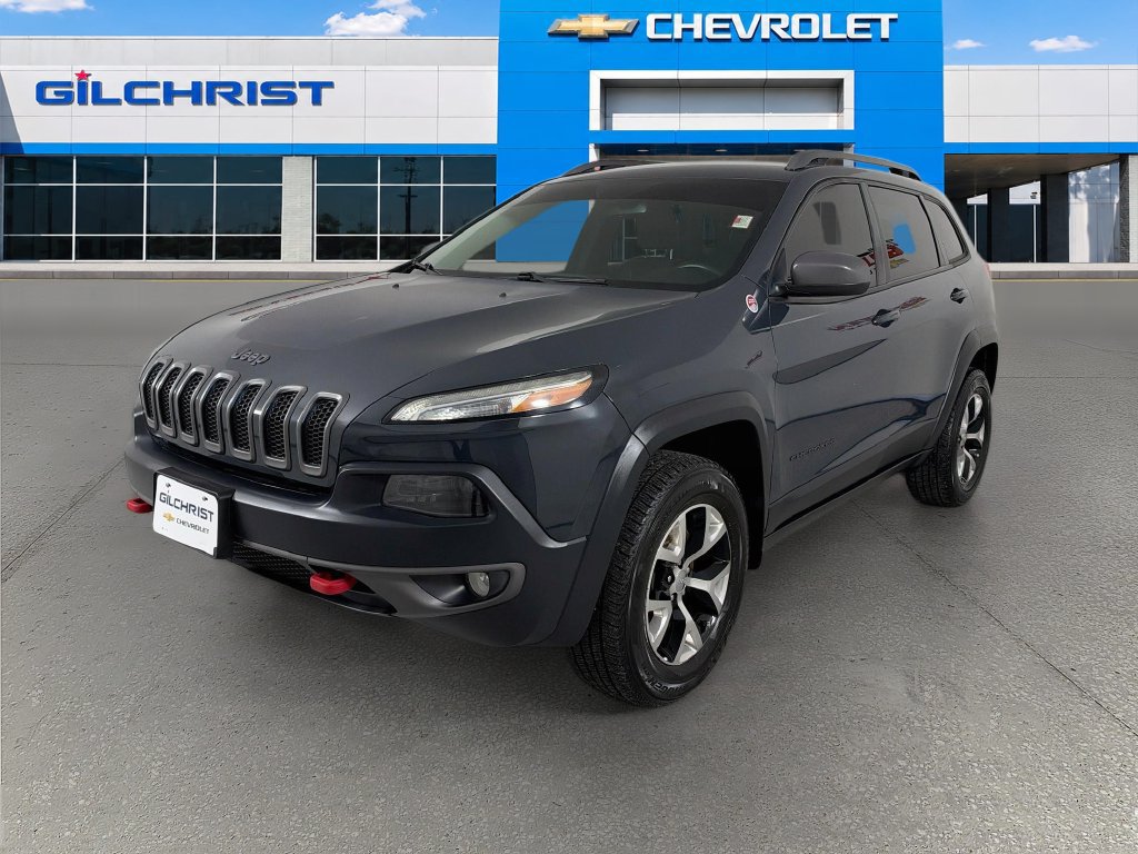Used 2017 Jeep Cherokee Trailhawk AWD/4WD image 4