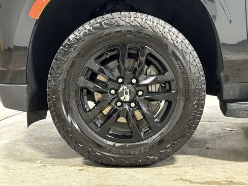Used 2021 Chevrolet Tahoe LT AWD/4WD image 27